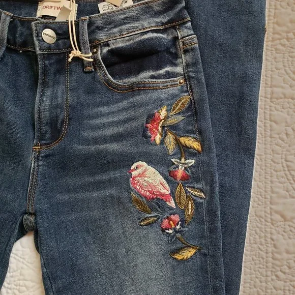 NWT Sundance DRIFWOOD Kelly Winter Bird BootCut Jeans. - Picture 15 of 17